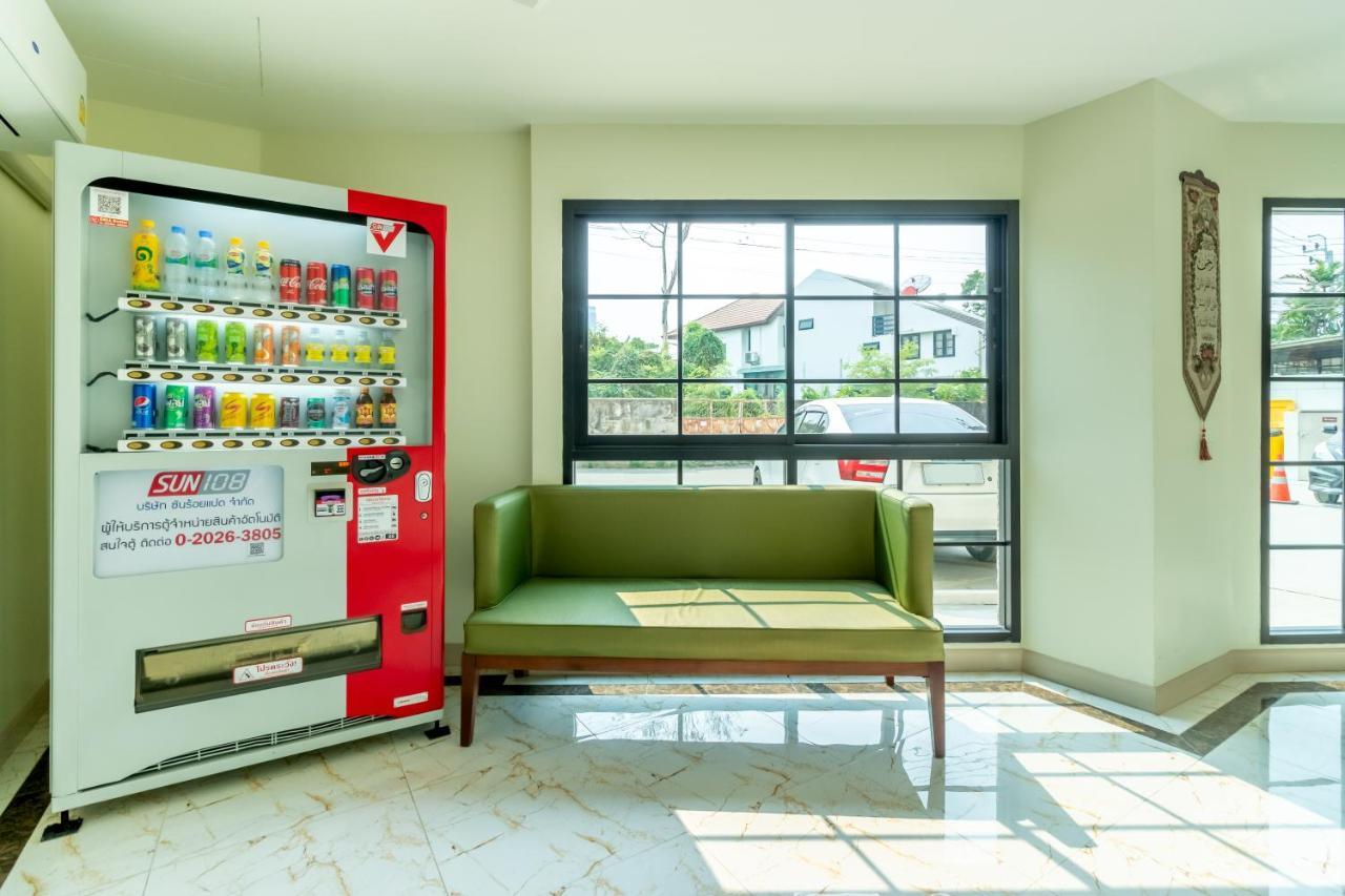 Be Wish Residence Bangkok Esterno foto